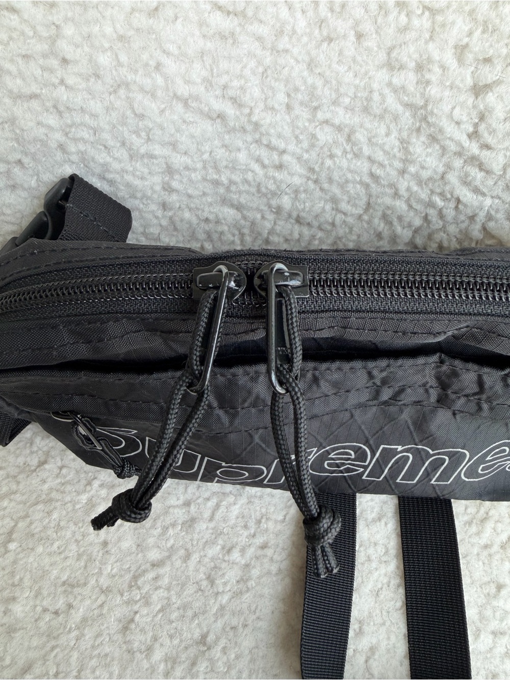 Supreme Black Quilted Bag FW18 - Picture 5 of 5